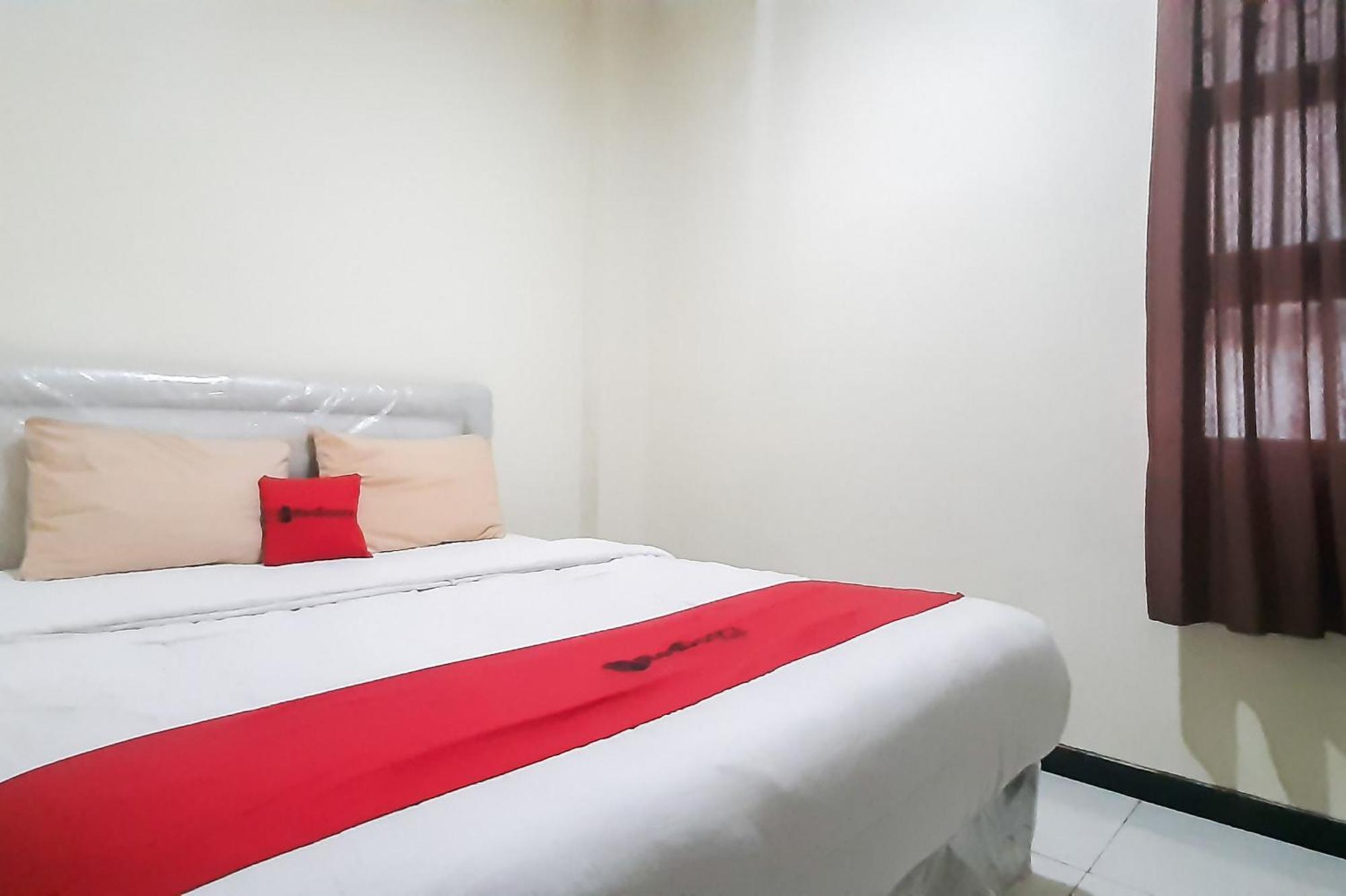 Reddoorz Syariah Near Transmart Mall Палембанг Екстериор снимка